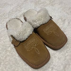 Ariat slippers